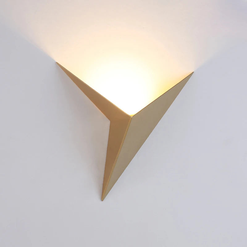 Creative Triangle Wall Lamp | LED Lighting